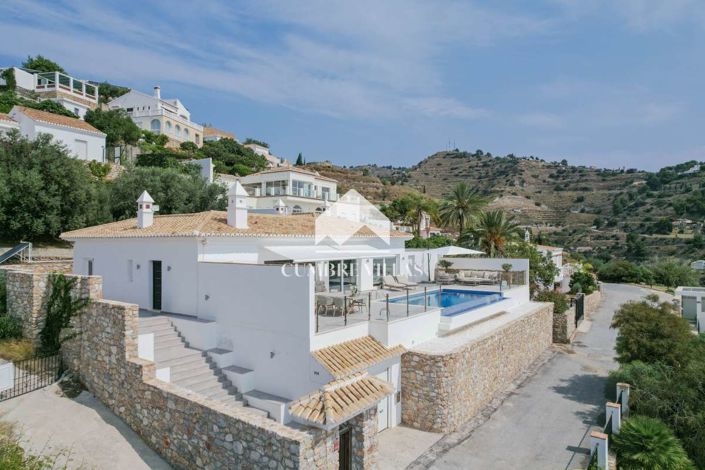 Image No.5-2 Bed Villa for sale