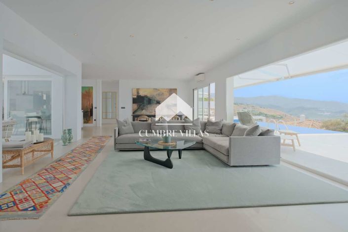 Image No.7-2 Bed Villa for sale