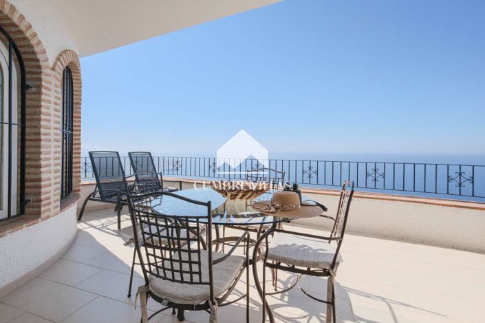 Image No.26-5 Bed Villa for sale