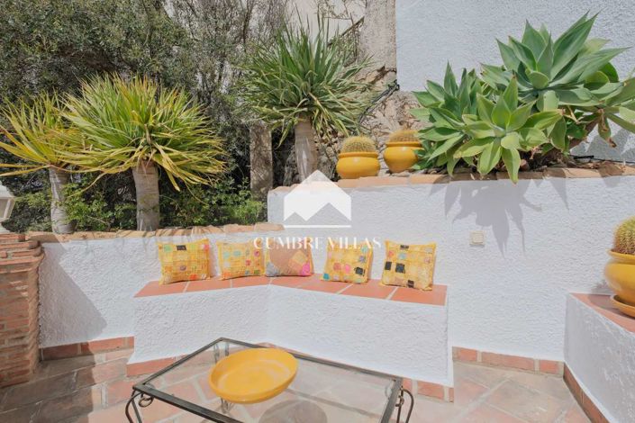 Image No.48-5 Bed Villa for sale