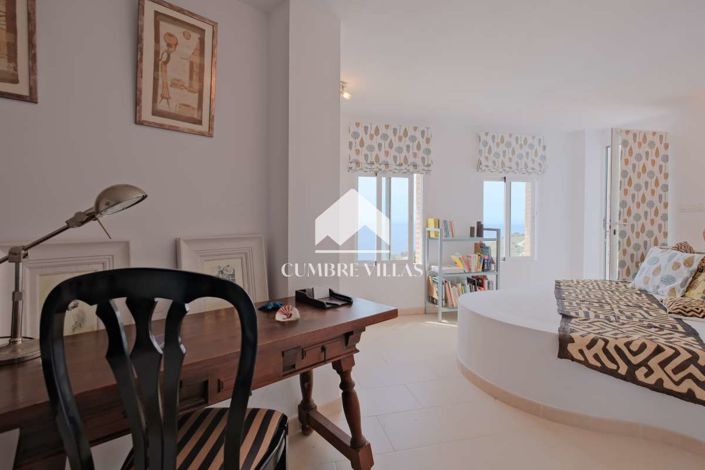 Image No.51-5 Bed Villa for sale