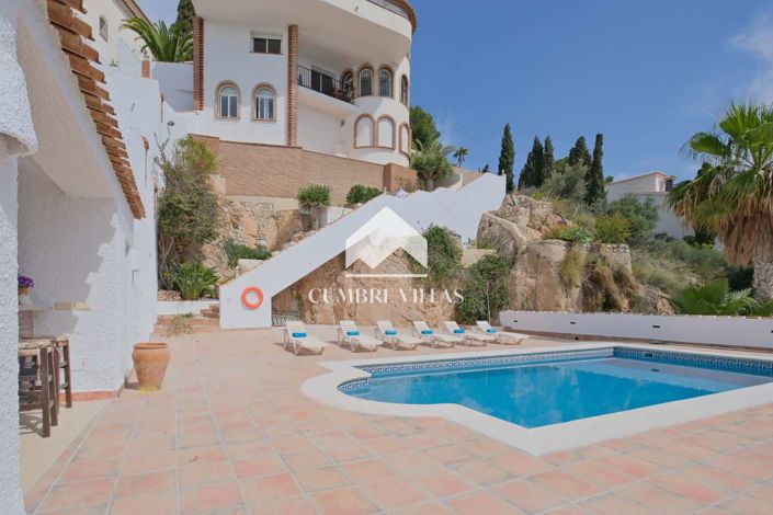 Image No.53-5 Bed Villa for sale