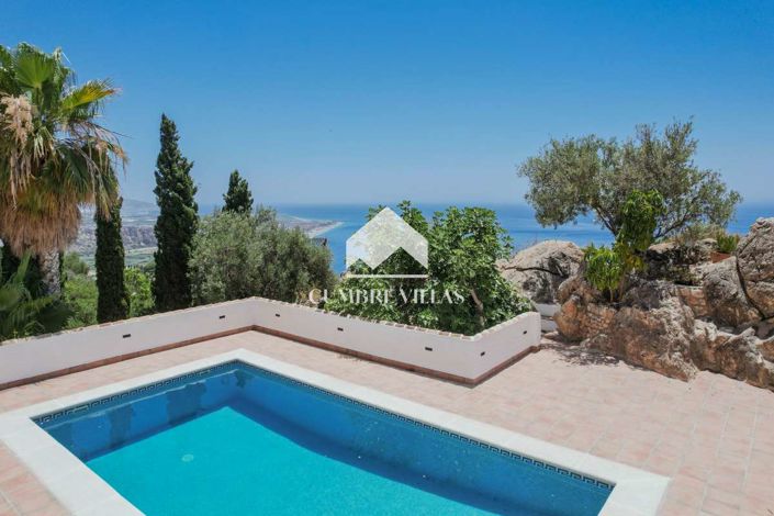 Image No.61-5 Bed Villa for sale