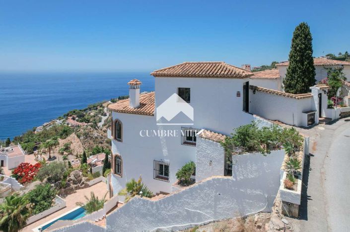 Image No.66-5 Bed Villa for sale