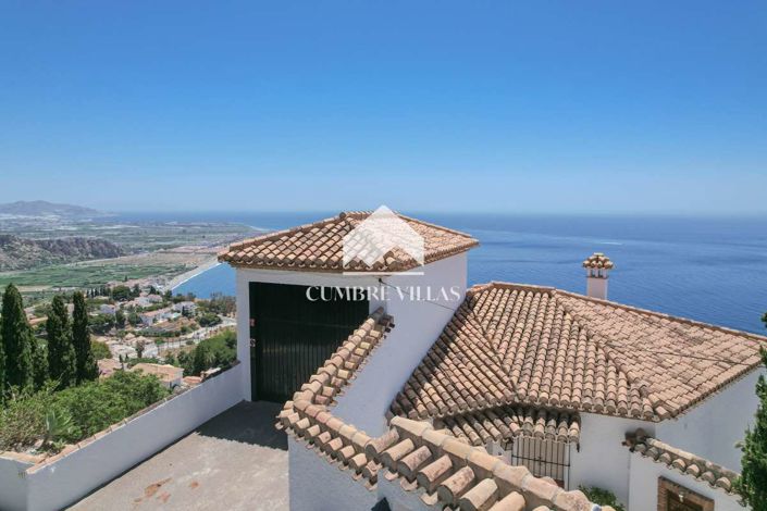 Image No.67-5 Bed Villa for sale