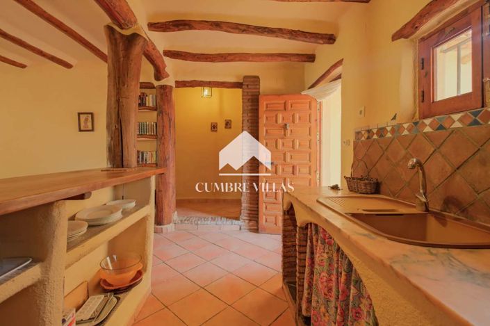 Image No.16-Maison de campagne de 6 chambres à vendre à Orgiva