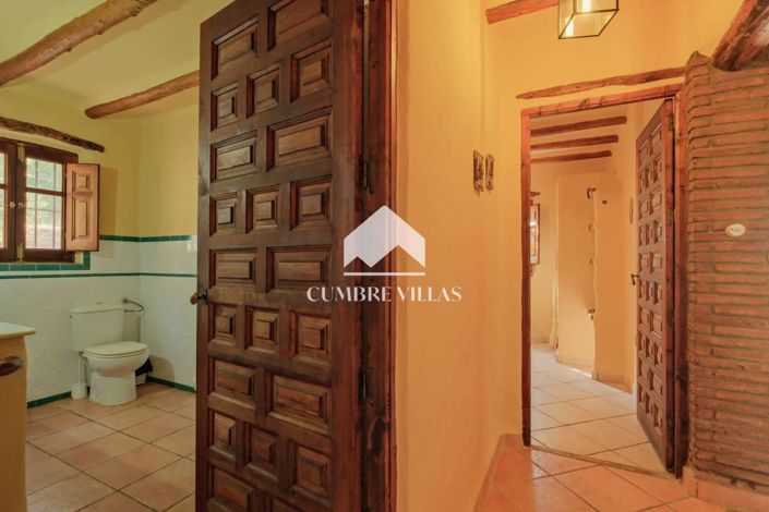 Image No.25-Maison de campagne de 6 chambres à vendre à Orgiva