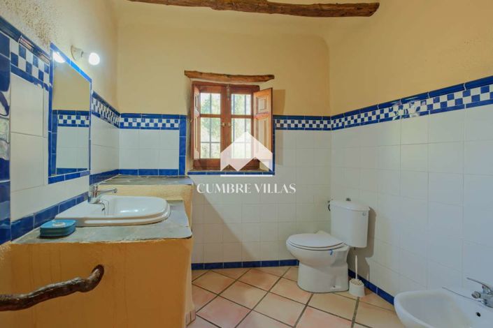 Image No.71-Maison de campagne de 6 chambres à vendre à Orgiva