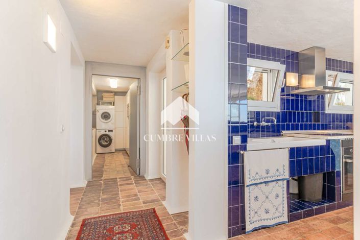 Image No.25-5 Bed Villa for sale