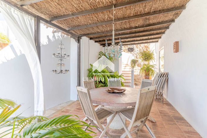 Image No.28-5 Bed Villa for sale