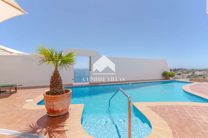 Image No.53-5 Bed Villa for sale