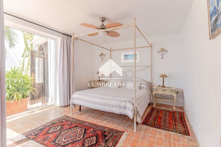 Image No.59-5 Bed Villa for sale