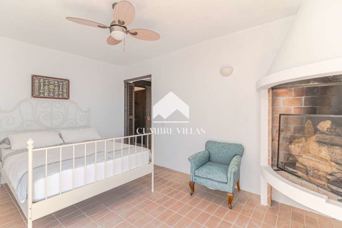 Image No.76-5 Bed Villa for sale