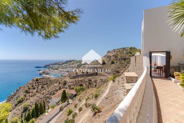 Image No.84-5 Bed Villa for sale