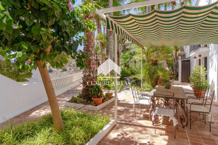 Image No.89-5 Bed Villa for sale