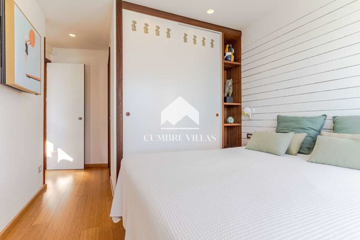 Image No.12-3 Bed Villa for sale