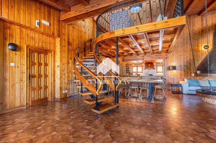 Image No.21-7 Bed Villa for sale