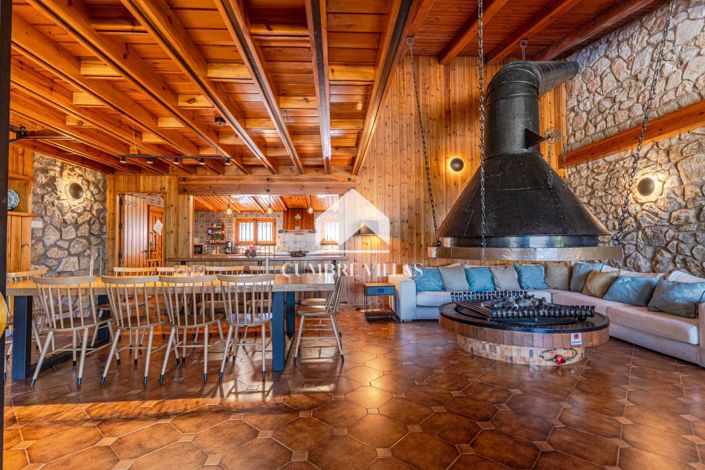 Image No.25-7 Bed Villa for sale