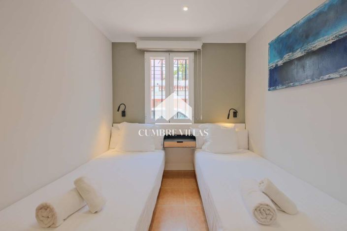 Image No.33-7 Bed Villa for sale