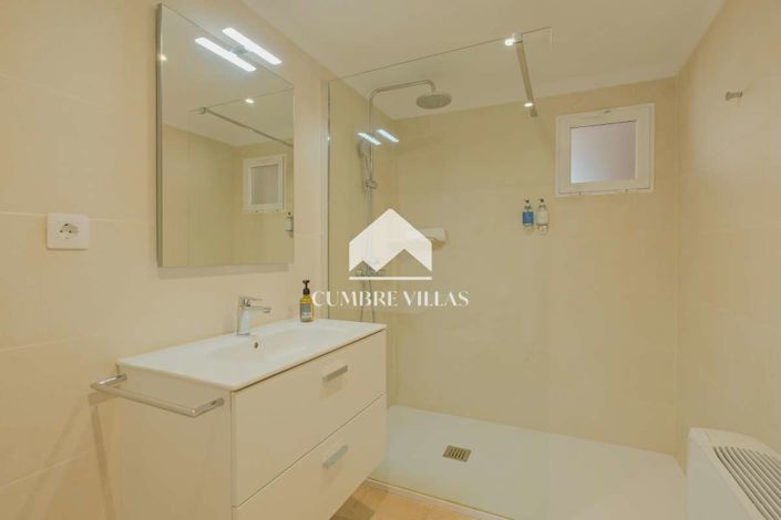 Image No.34-7 Bed Villa for sale