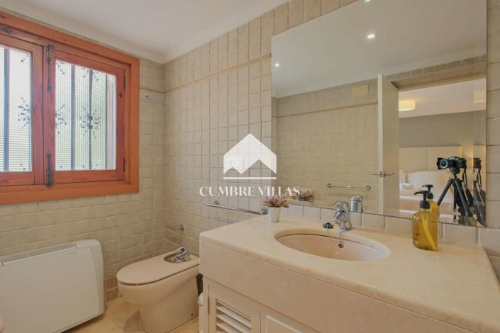 Image No.39-7 Bed Villa for sale