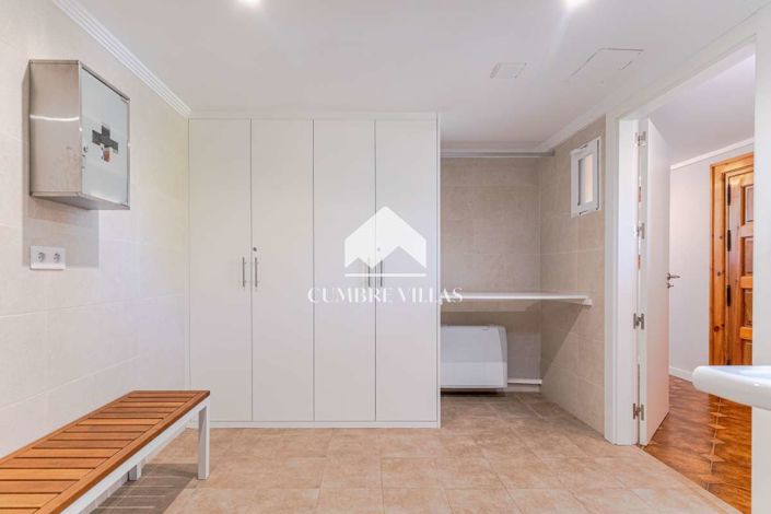 Image No.43-7 Bed Villa for sale