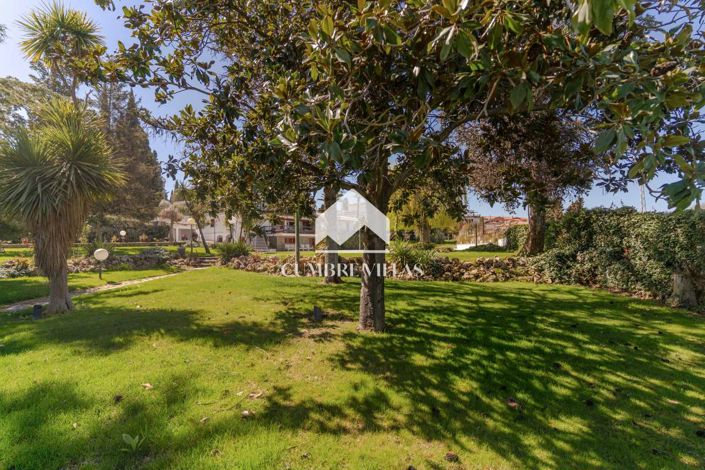 Image No.5-7 Bed Villa for sale