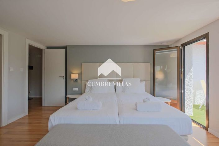 Image No.51-7 Bed Villa for sale