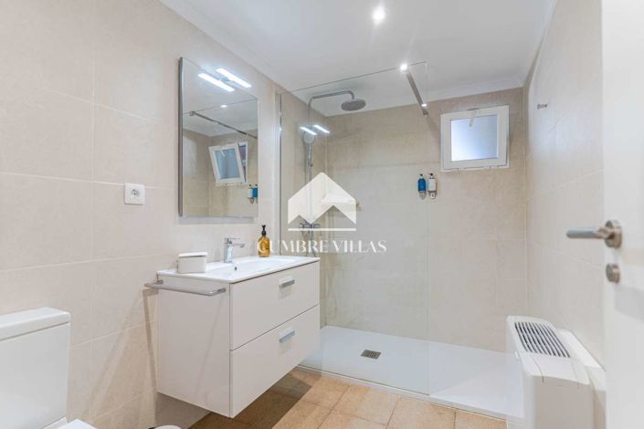 Image No.51-7 Bed Villa for sale