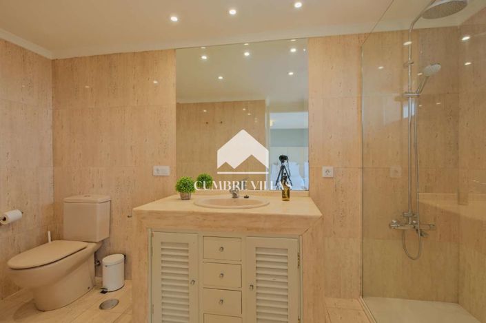 Image No.58-7 Bed Villa for sale