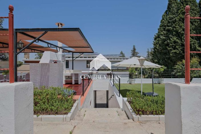 Image No.80-7 Bed Villa for sale