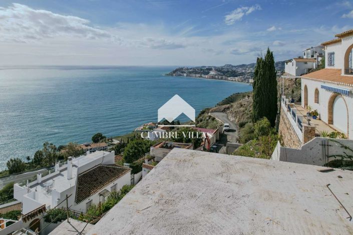 Image No.17-2 Bed Villa for sale