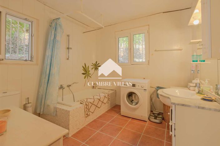 Image No.21-3 Bed Villa for sale