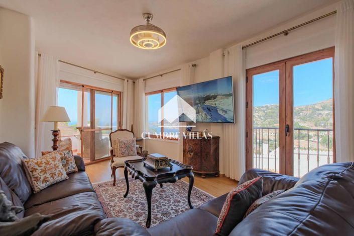 Image No.11-3 Bed Villa for sale