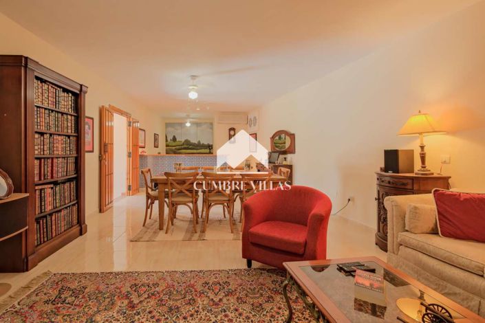 Image No.68-3 Bed Villa for sale