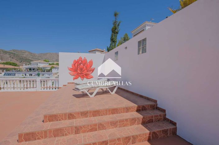 Image No.78-3 Bed Villa for sale