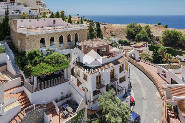 Image No.82-3 Bed Villa for sale