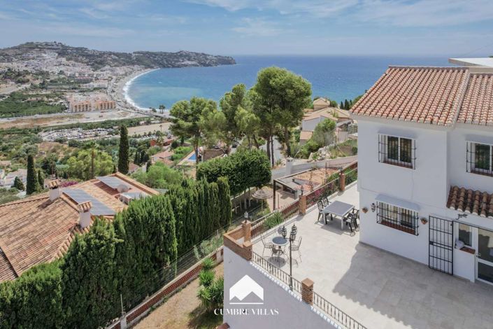 Image No.1-5 Bed Villa for sale