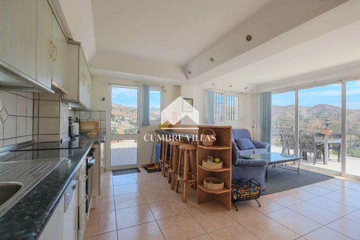 Image No.12-5 Bed Villa for sale