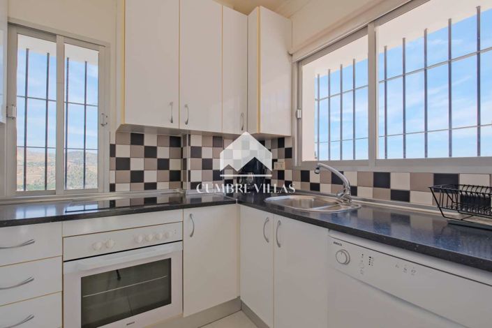 Image No.42-5 Bed Villa for sale