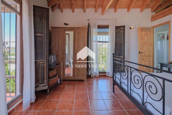 Image No.41-Maison de campagne de 5 chambres à vendre à Motril