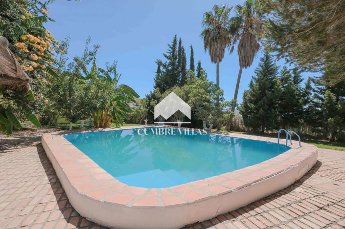 Image No.6-Maison de campagne de 5 chambres à vendre à Motril