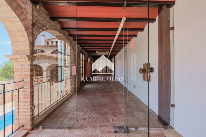 Image No.103-5 Bed Villa for sale