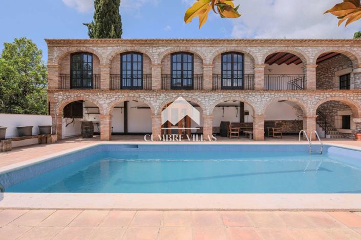 Image No.104-5 Bed Villa for sale