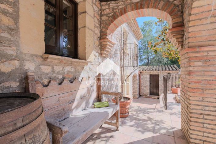 Image No.108-5 Bed Villa for sale