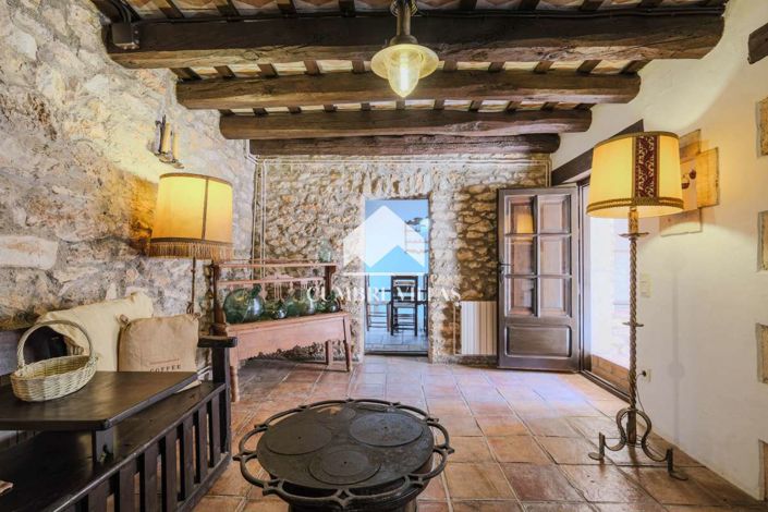 Image No.110-5 Bed Villa for sale