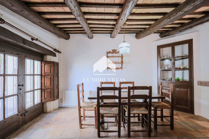 Image No.113-5 Bed Villa for sale