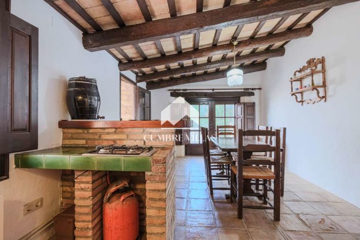 Image No.119-5 Bed Villa for sale