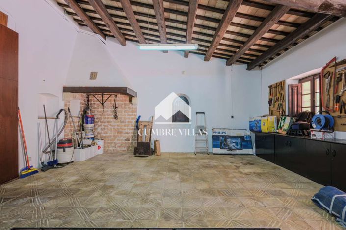 Image No.130-5 Bed Villa for sale