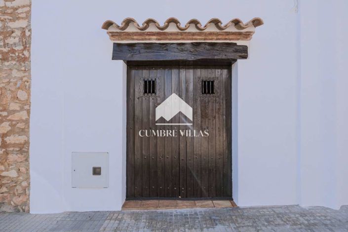 Image No.133-5 Bed Villa for sale